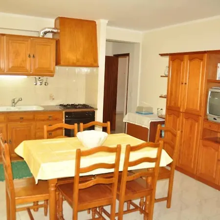 Apartman Casa Anabela - *